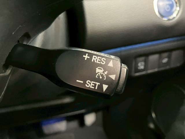 TOYOTA HARRIER HYBRID 2015