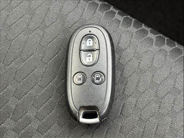 MITSUBISHI DELICA D:2 CUSTOM 4WD 2018