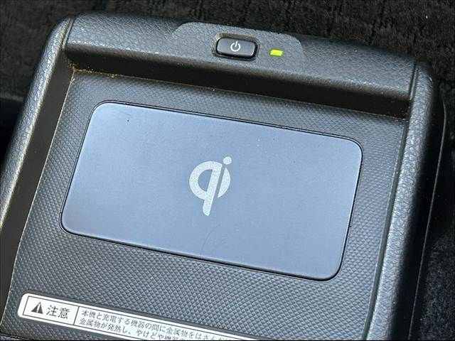 TOYOTA NOAH HYBRID 2014