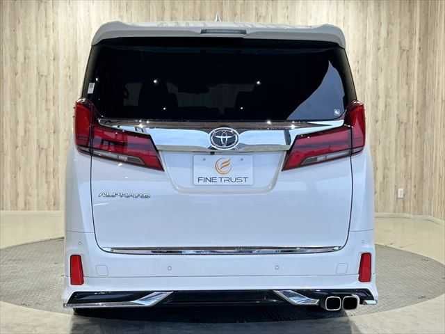 TOYOTA ALPHARD 2018