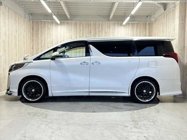 TOYOTA ALPHARD 2018