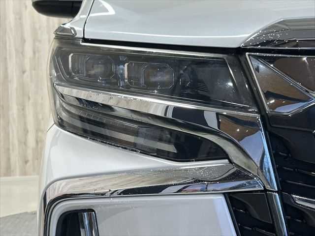 TOYOTA ALPHARD 2018