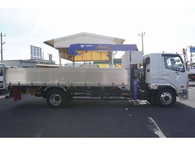 MITSUBISHI FUSOU FIGHTER 2023