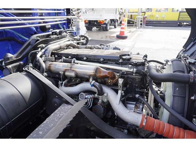 MITSUBISHI FUSOU FIGHTER 2023