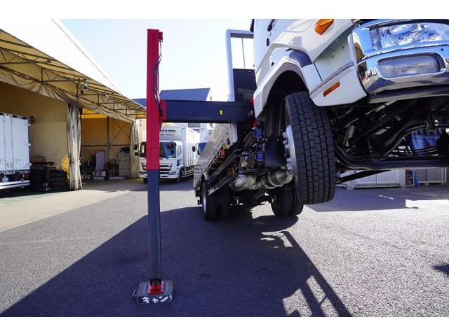 MITSUBISHI FUSOU FIGHTER 2023