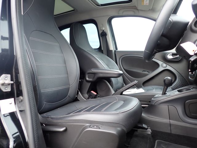 MCC SMART FORFOUR 2019