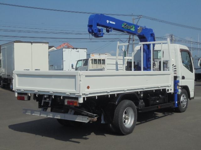 MITSUBISHI CANTER 2014