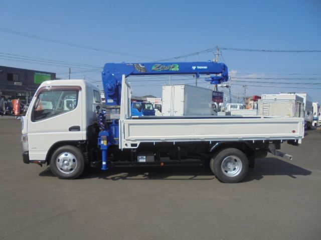 MITSUBISHI CANTER 2014