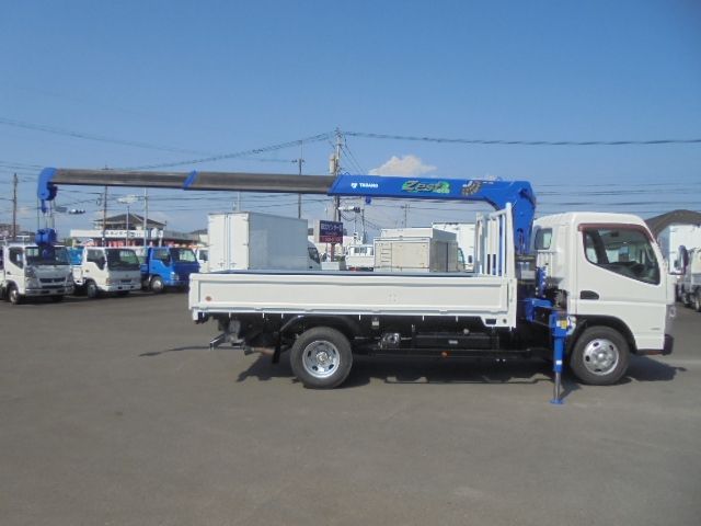 MITSUBISHI CANTER 2014