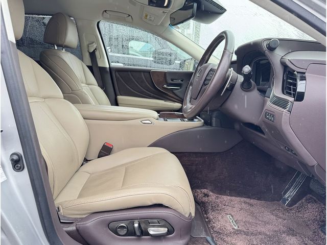 TOYOTA LEXUS LS500 2018