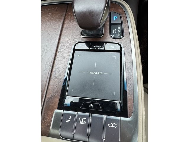 TOYOTA LEXUS LS500 2018