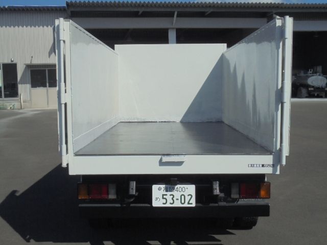 ISUZU ELF 2012