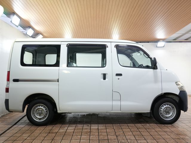TOYOTA LITEACE van 2WD 2016
