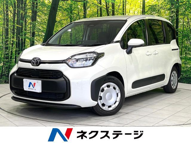 TOYOTA SIENTA HYBRID 2024