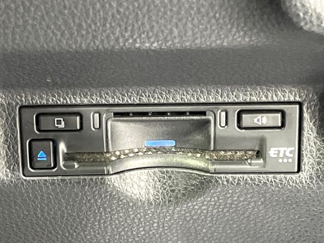 TOYOTA SIENTA HYBRID 2024