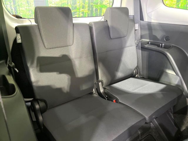 TOYOTA SIENTA HYBRID 2024