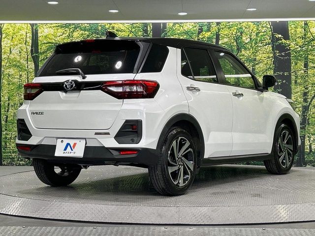 TOYOTA RAIZE 2022
