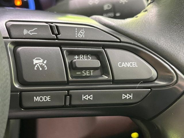 TOYOTA YARIS CROSS HYBRID 2023