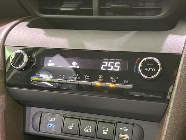 TOYOTA YARIS CROSS HYBRID 2023