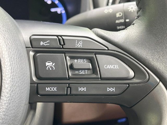 TOYOTA YARIS CROSS HYBRID 2021