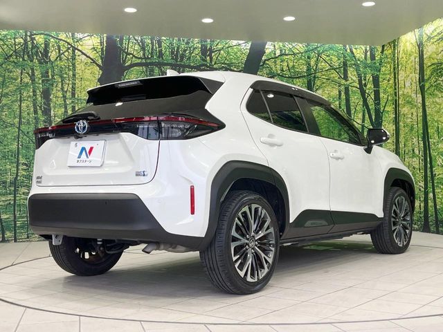 TOYOTA YARIS CROSS HYBRID 2021