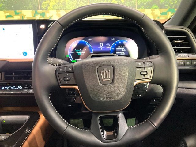 TOYOTA CROWN SPORT 2024