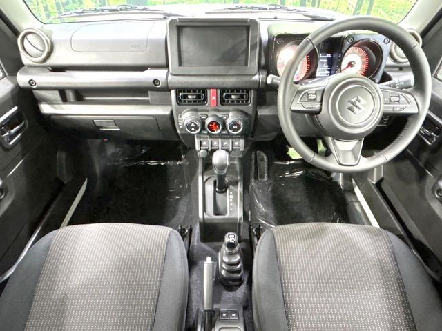 SUZUKI JIMNY NOMADE 2025