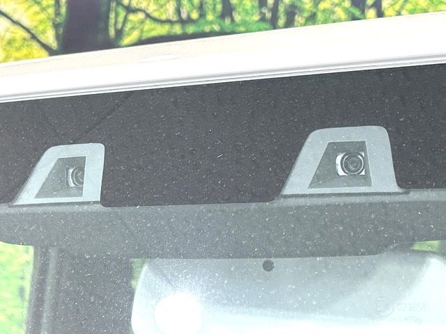 SUZUKI JIMNY NOMADE 2025