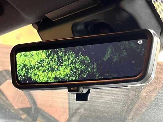 TOYOTA HIACE van 4WD 2021