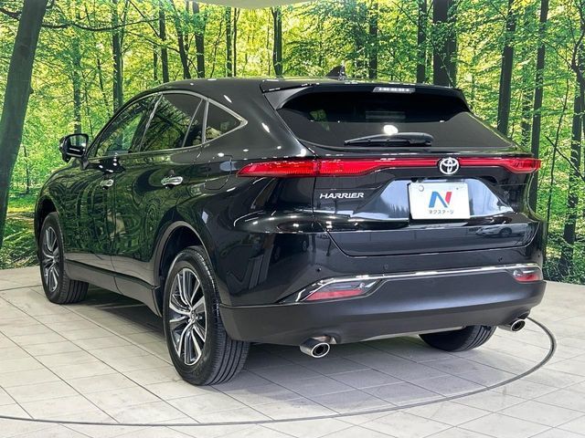 TOYOTA HARRIER 2WD 2023