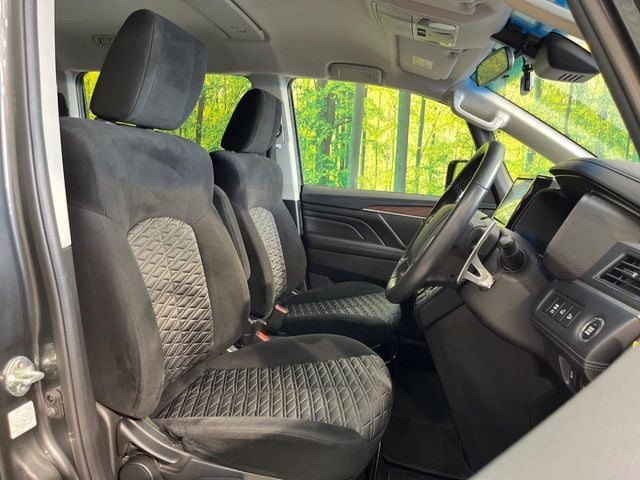 MITSUBISHI DELICA D:5 4WD 2021