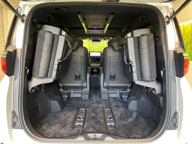 TOYOTA ALPHARD hybrid 2024