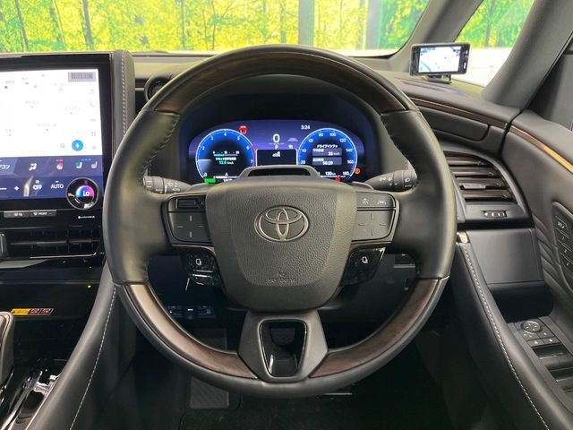 TOYOTA ALPHARD hybrid 2024