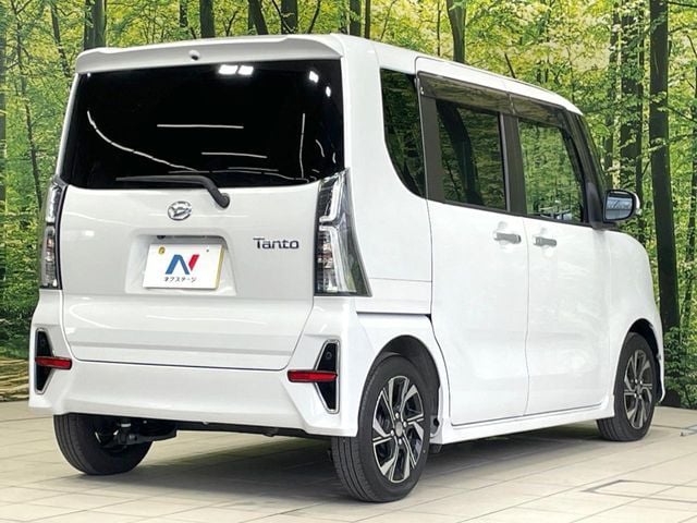 DAIHATSU TANTO CUSTOM 2020