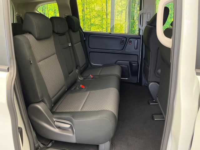 HONDA FREED HYBRID 2023