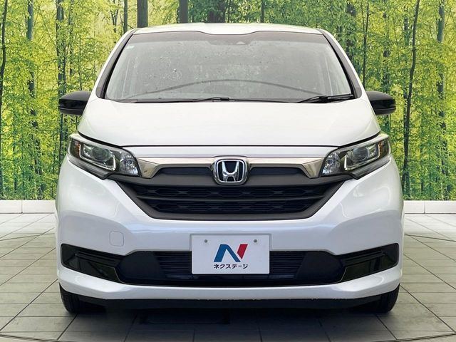 HONDA FREED HYBRID 2023