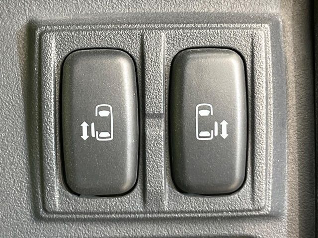 MITSUBISHI DELICA D:5 4WD 2016