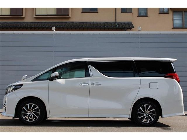 TOYOTA ALPHARD 2017