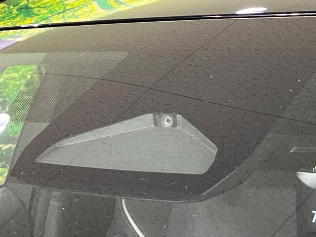 TOYOTA PRIUS 4WD 2023