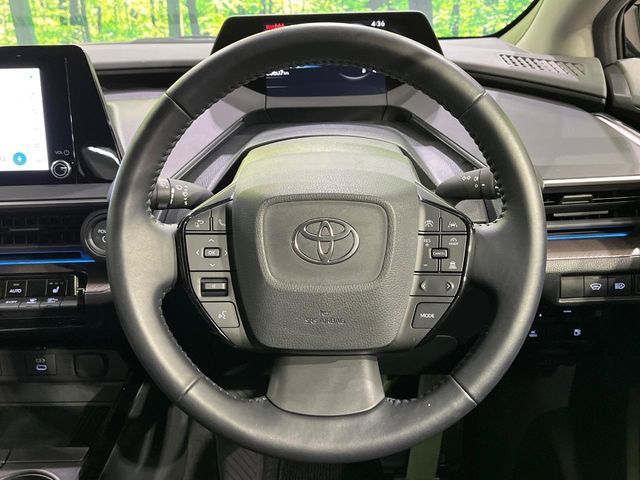 TOYOTA PRIUS 4WD 2023