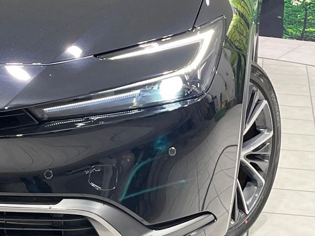 TOYOTA PRIUS 4WD 2023