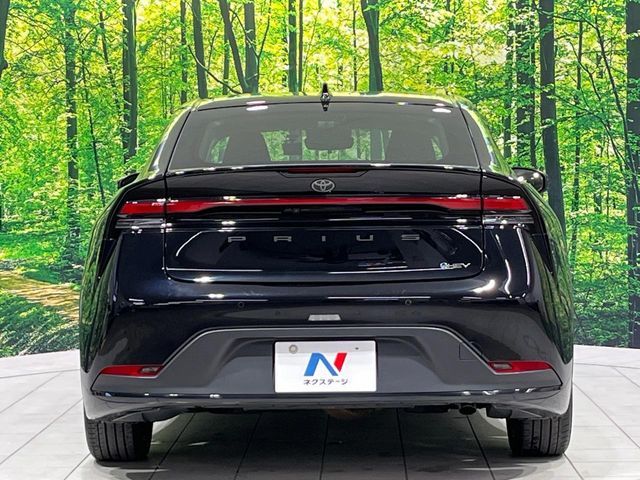 TOYOTA PRIUS 4WD 2023