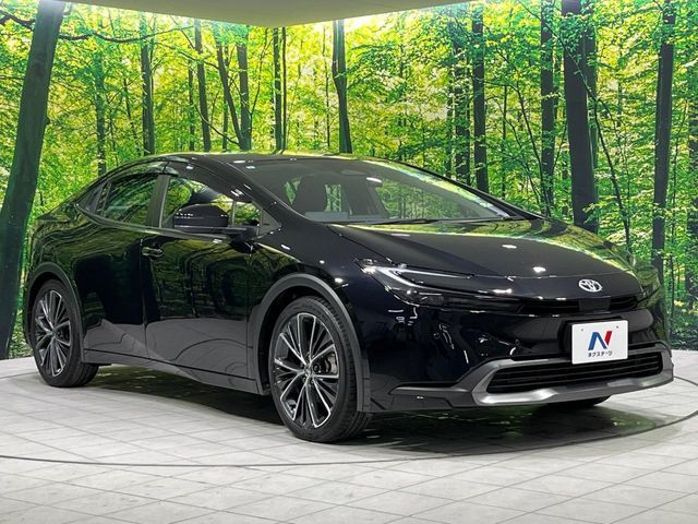 TOYOTA PRIUS 4WD 2023