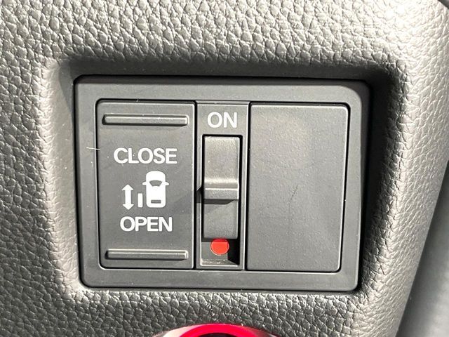 HONDA N BOX CUSTOM 2022