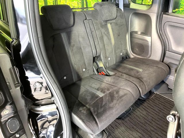 HONDA N BOX CUSTOM 2022