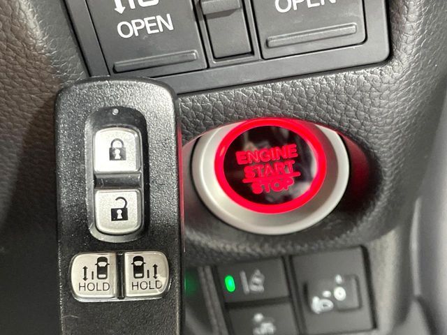 HONDA N BOX CUSTOM 2023