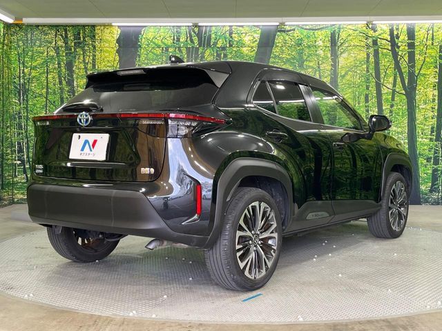 TOYOTA YARIS CROSS HYBRID 2022