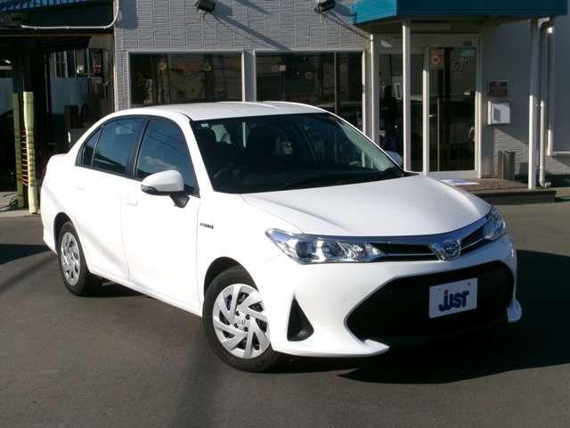 TOYOTA COROLLA AXIO HYBRID 2020