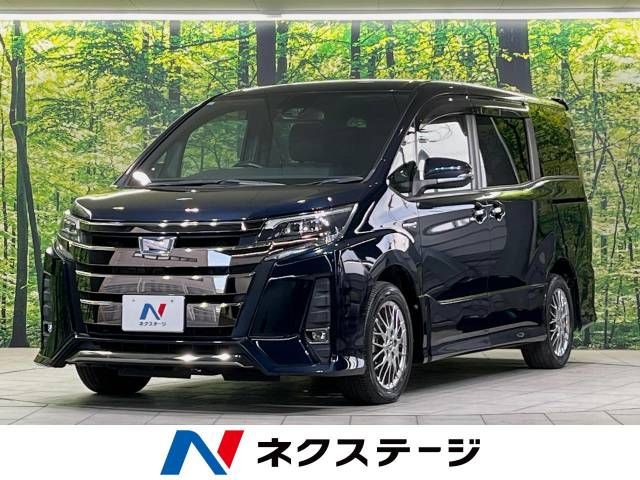 TOYOTA NOAH HYBRID 2017