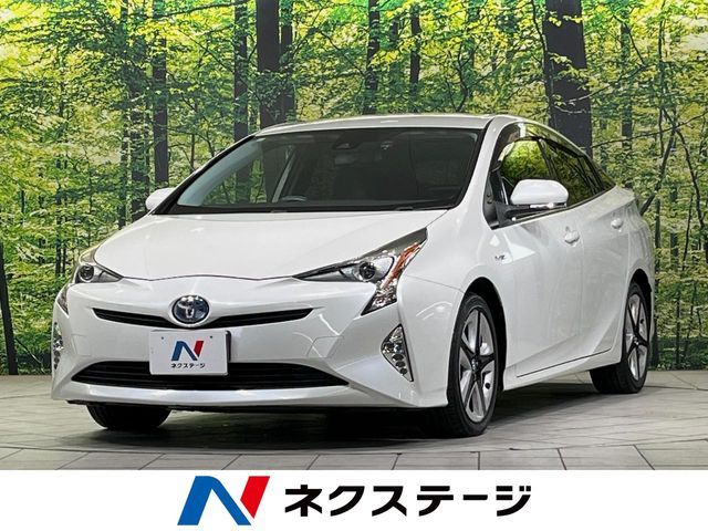 TOYOTA PRIUS 2016
